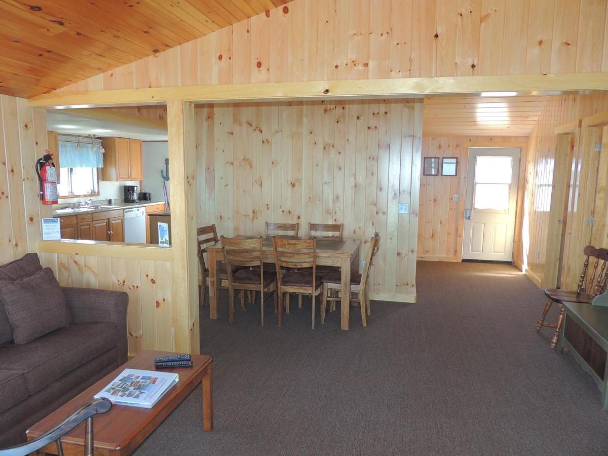 Angel Rock Waterfront Cottages Cape Vincent Exterior photo