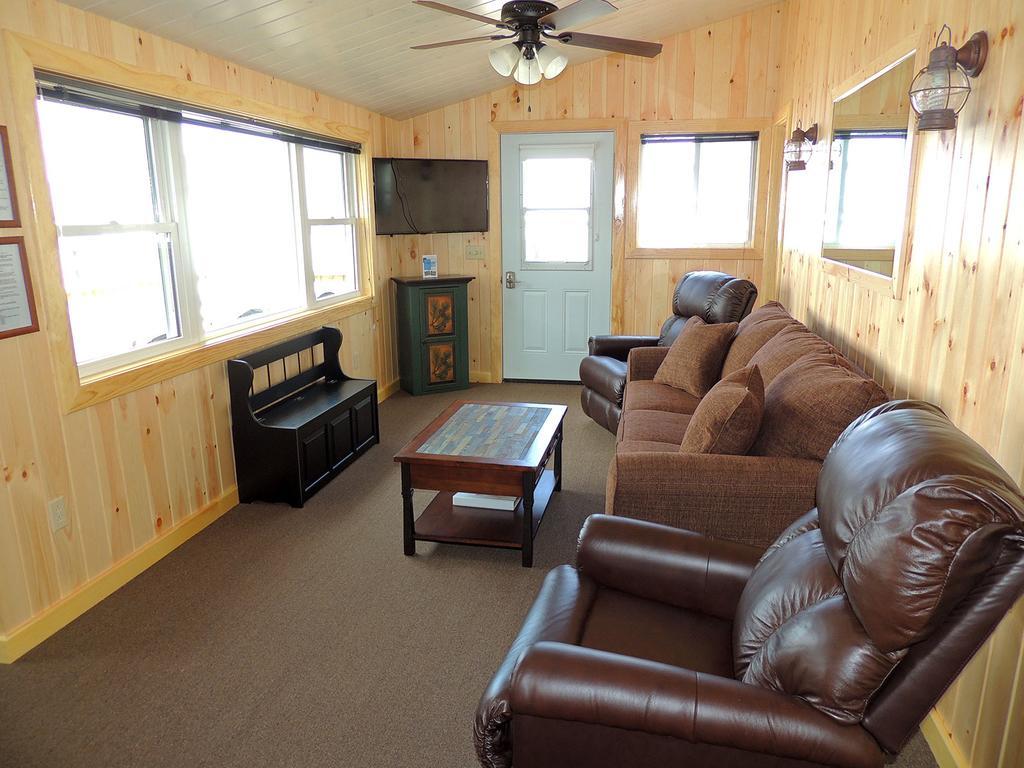Angel Rock Waterfront Cottages Cape Vincent Exterior photo